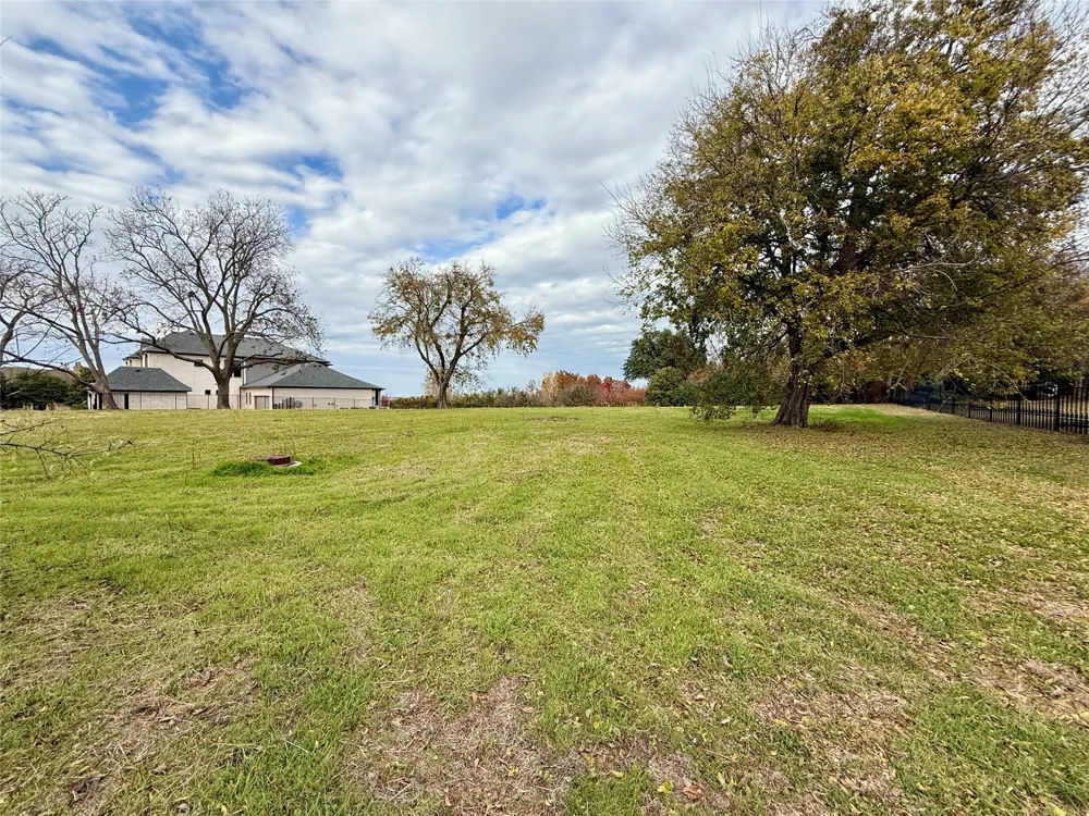 8 Terrabella Lane Heath, TX 75032