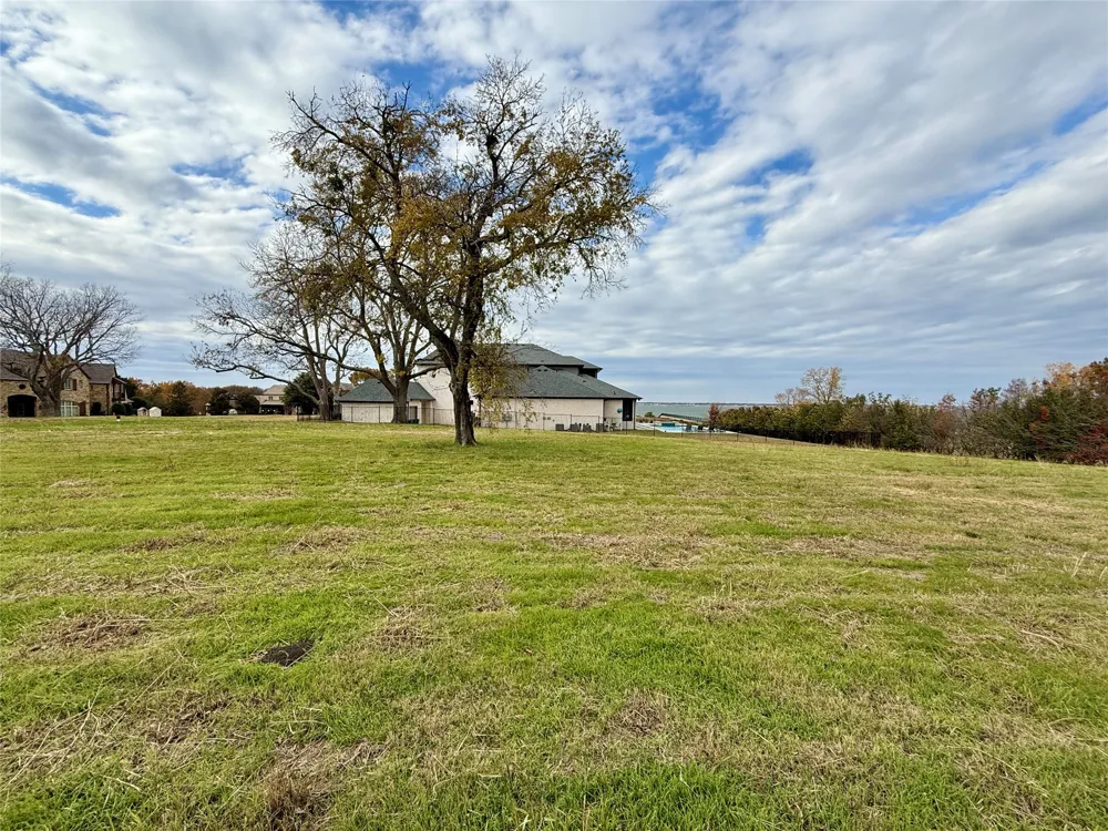 8 Terrabella Lane Heath, TX 75032