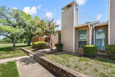 2010 Cottage Oak Lane #2010