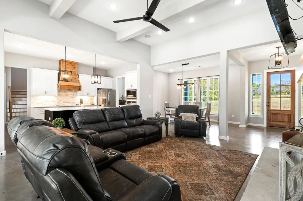 856 Yowell Hill Road Whitewright, TX 75491