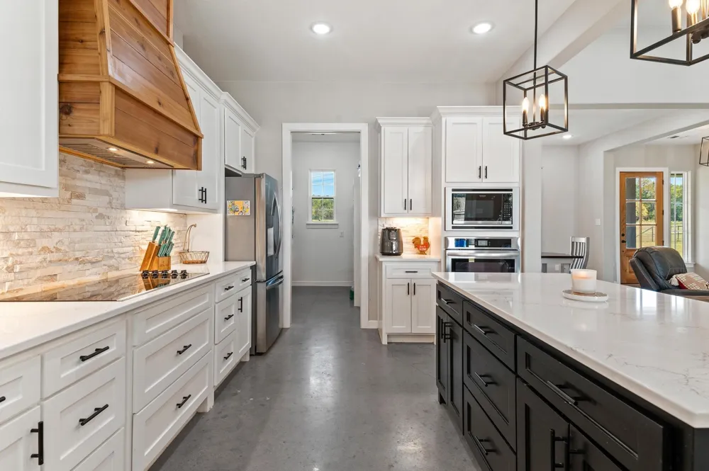 856 Yowell Hill Road Whitewright, TX 75491