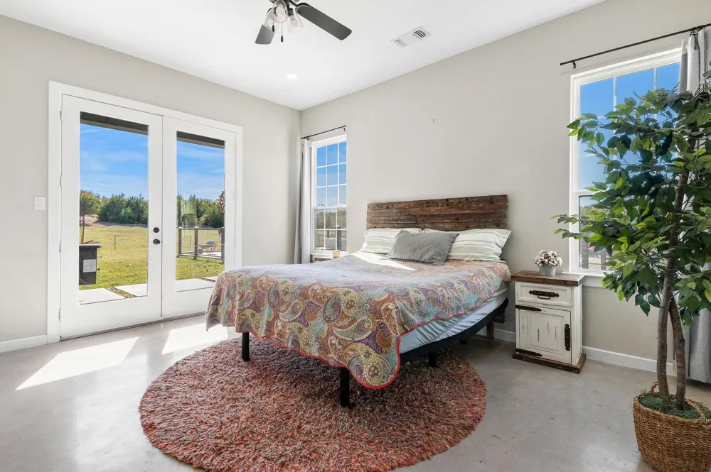 856 Yowell Hill Road Whitewright, TX 75491