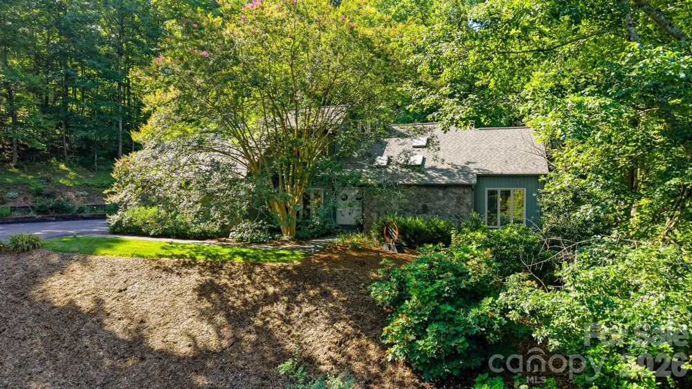 414 Stonecroft Drive SE Lenoir, NC 28645