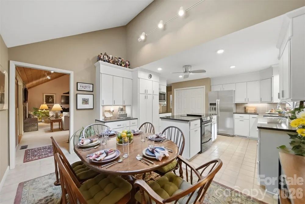 414 Stonecroft Drive SE Lenoir, NC 28645