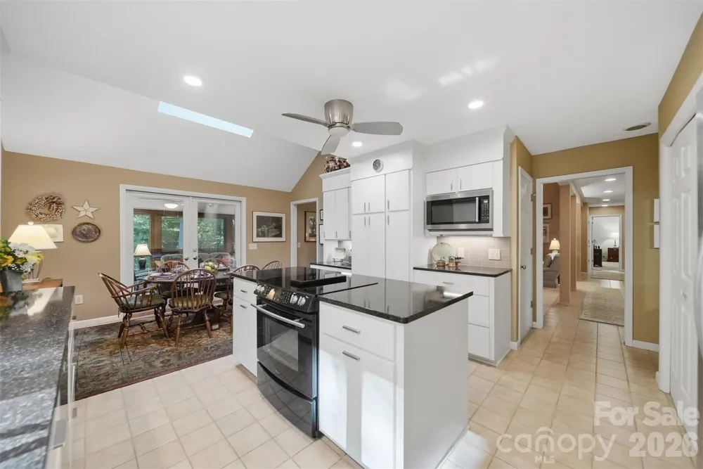 414 Stonecroft Drive SE Lenoir, NC 28645