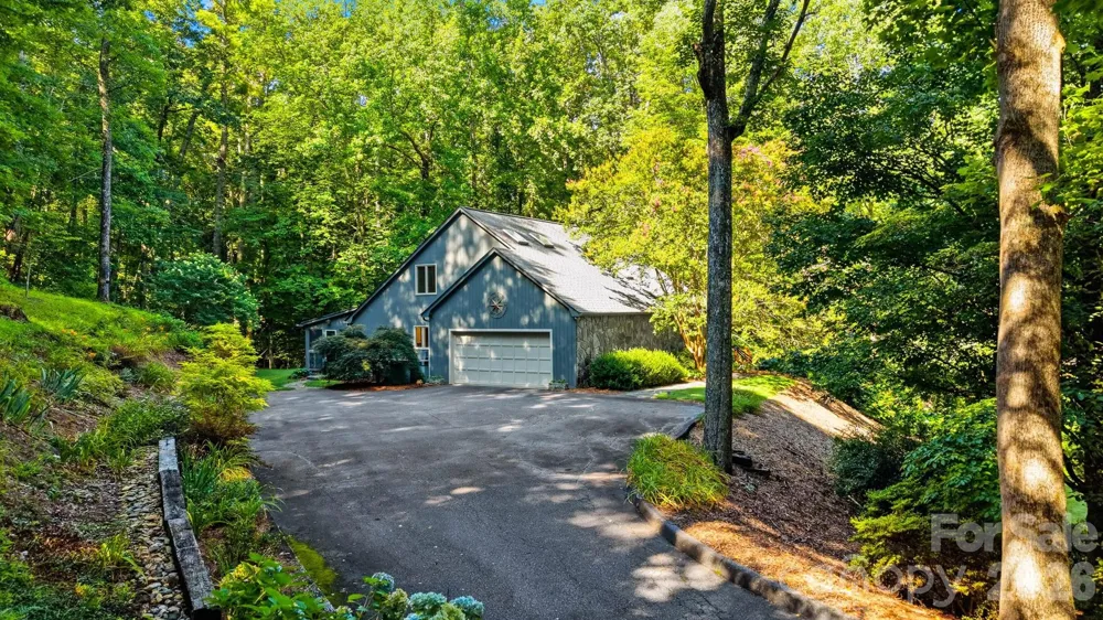 414 Stonecroft Drive SE Lenoir, NC 28645