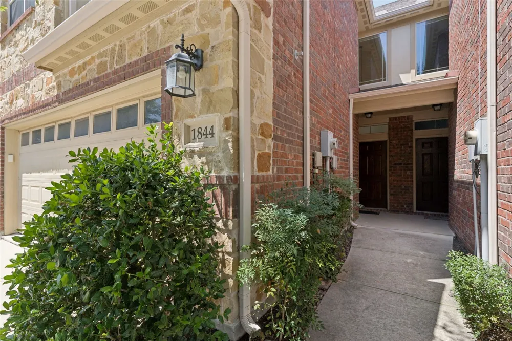 1844 Villa Drive Allen, TX 75013