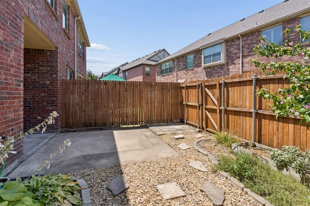 1844 Villa Drive Allen, TX 75013