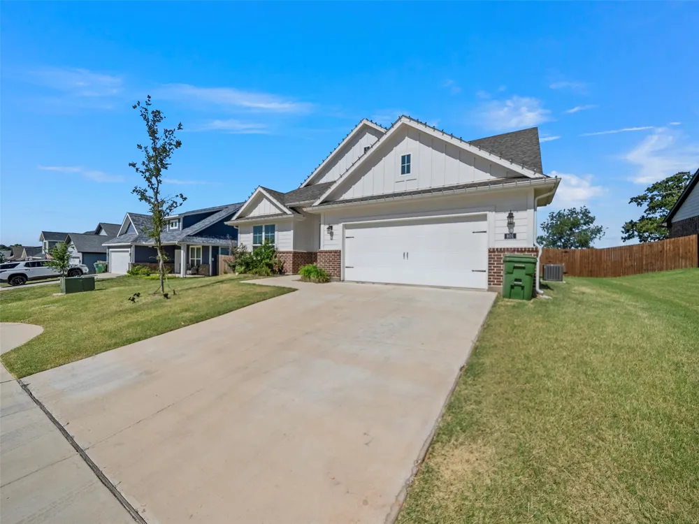 801 Taliaferro Trail Springtown, TX 76082