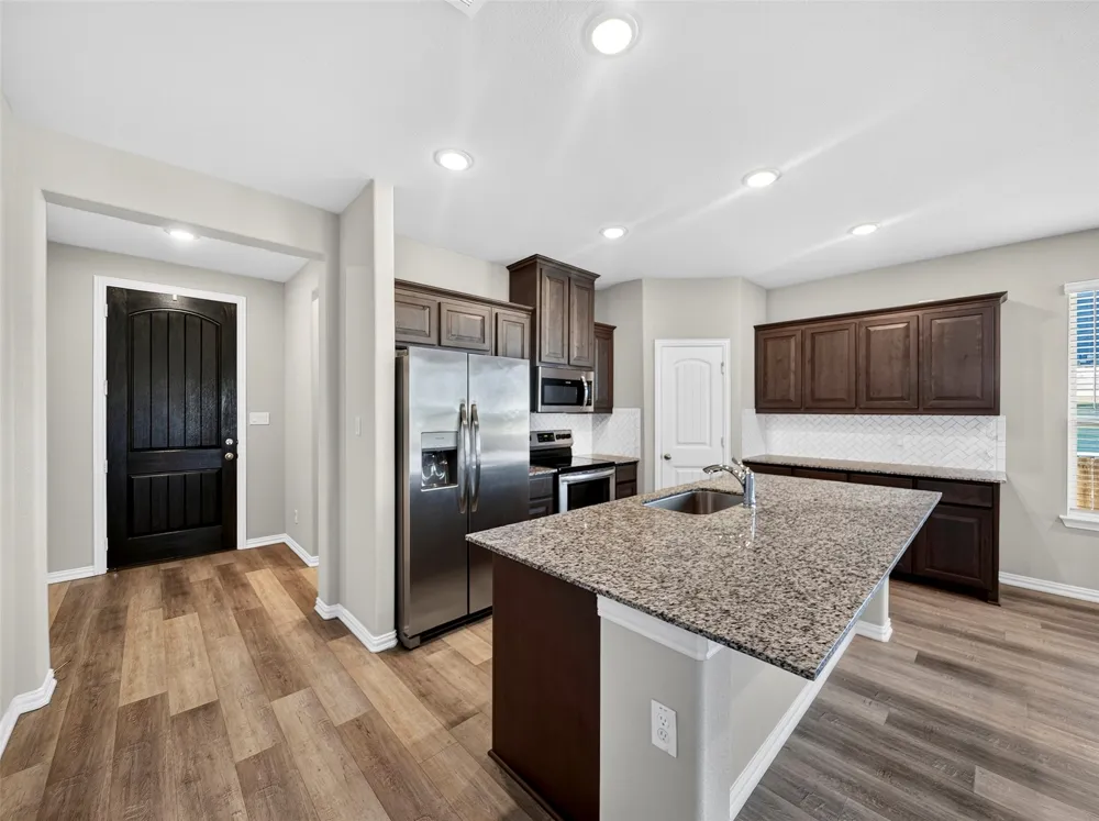 801 Taliaferro Trail Springtown, TX 76082
