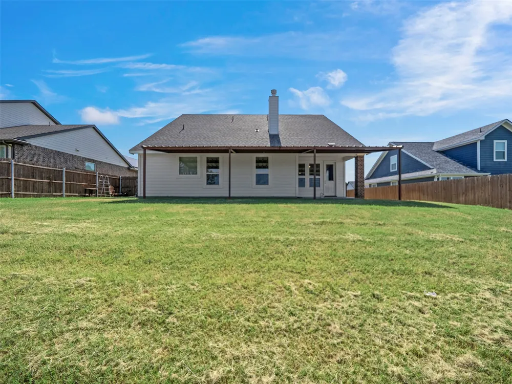 801 Taliaferro Trail Springtown, TX 76082