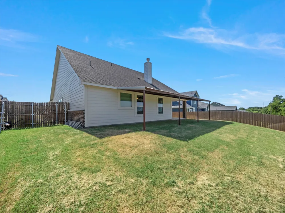 801 Taliaferro Trail Springtown, TX 76082