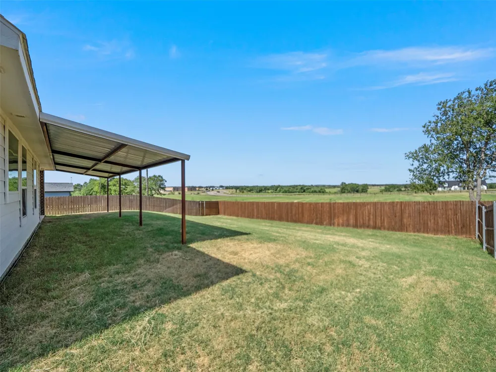 801 Taliaferro Trail Springtown, TX 76082