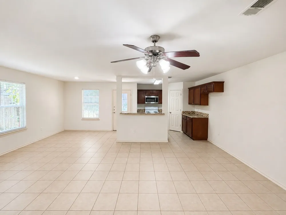 907 Parkplace Ridge Princeton, TX 75407