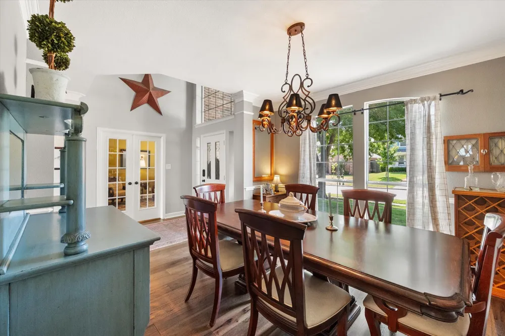 1502 Mallard Circle Mansfield, TX 76063