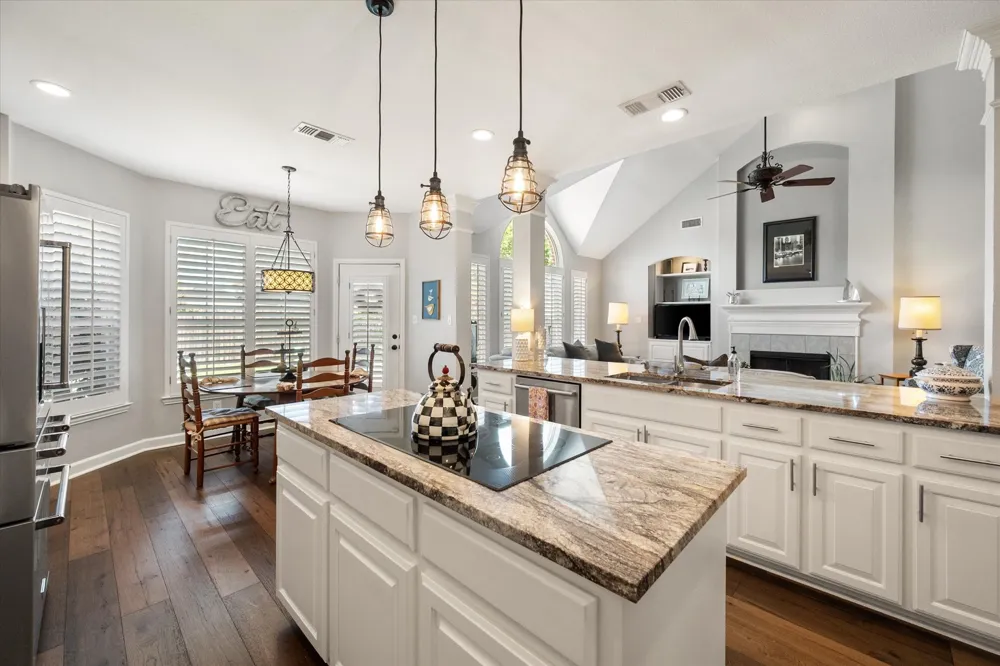 1502 Mallard Circle Mansfield, TX 76063