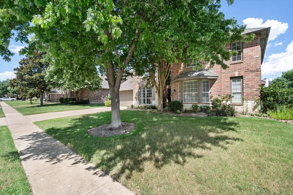1502 Mallard Circle Mansfield, TX 76063