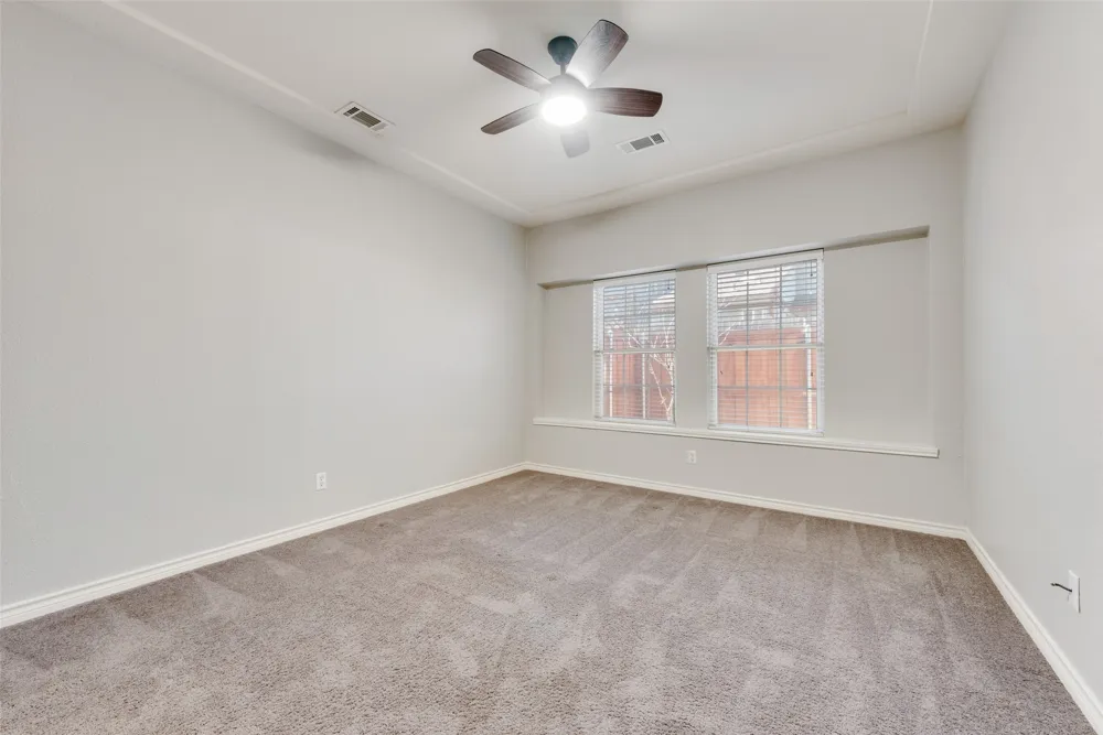 739 Harbour Town Drive Lake Dallas, TX 75065