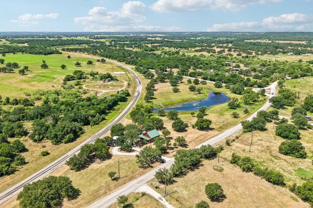 194 County Road 3825 Bridgeport, TX 76426