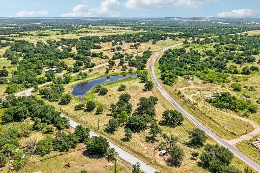 194 County Road 3825 Bridgeport, TX 76426