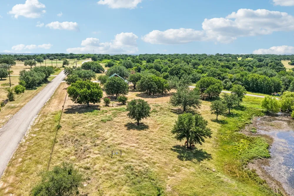 194 County Road 3825 Bridgeport, TX 76426