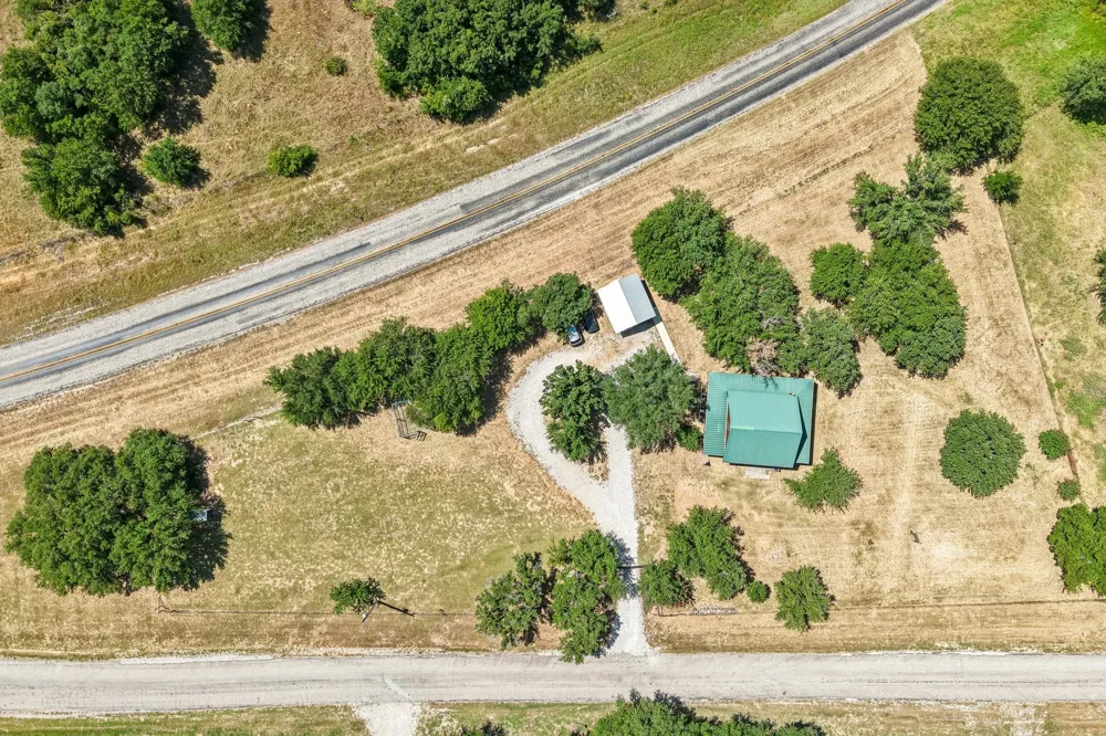194 County Road 3825 Bridgeport, TX 76426
