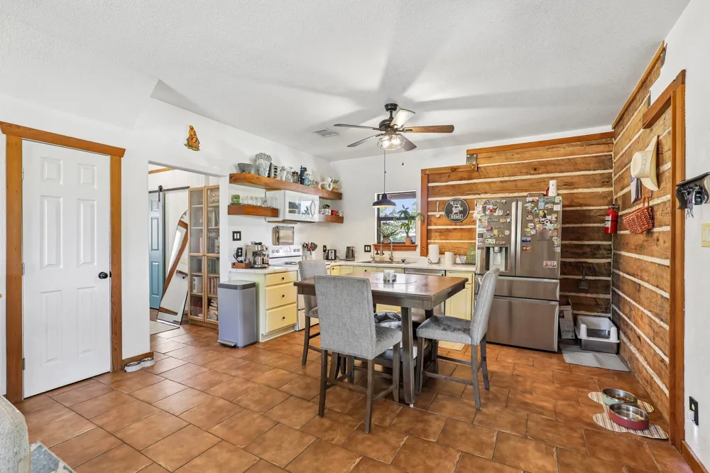 194 County Road 3825 Bridgeport, TX 76426