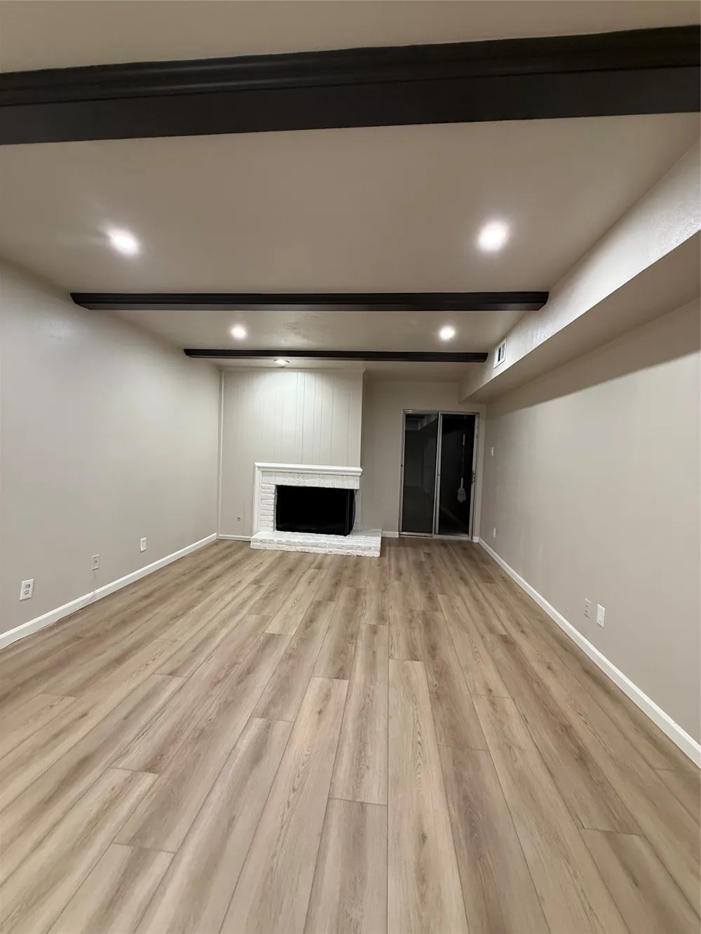 902 S Weatherred Drive #902F Richardson, TX 75080