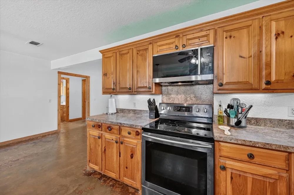 901 Marion Road Venus, TX 76084