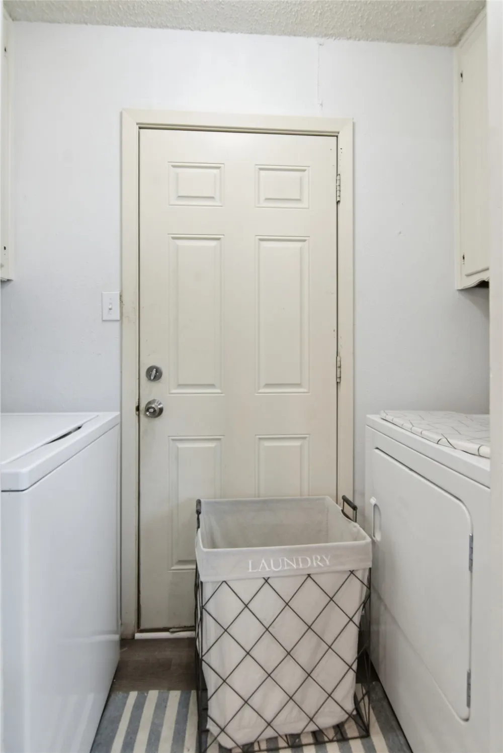 6017 Blueridge Drive Watauga, TX 76148