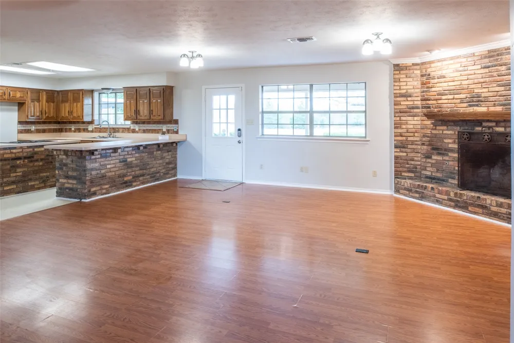 1850 Rock Ridge Road Lucas, TX 75002