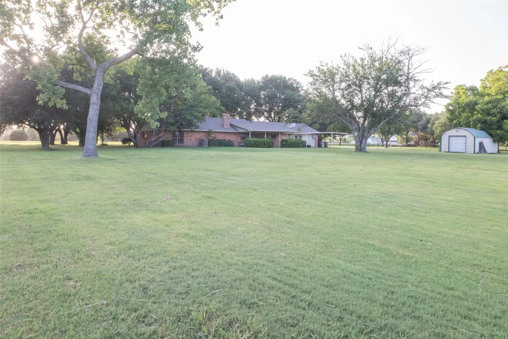 1850 Rock Ridge Road Lucas, TX 75002