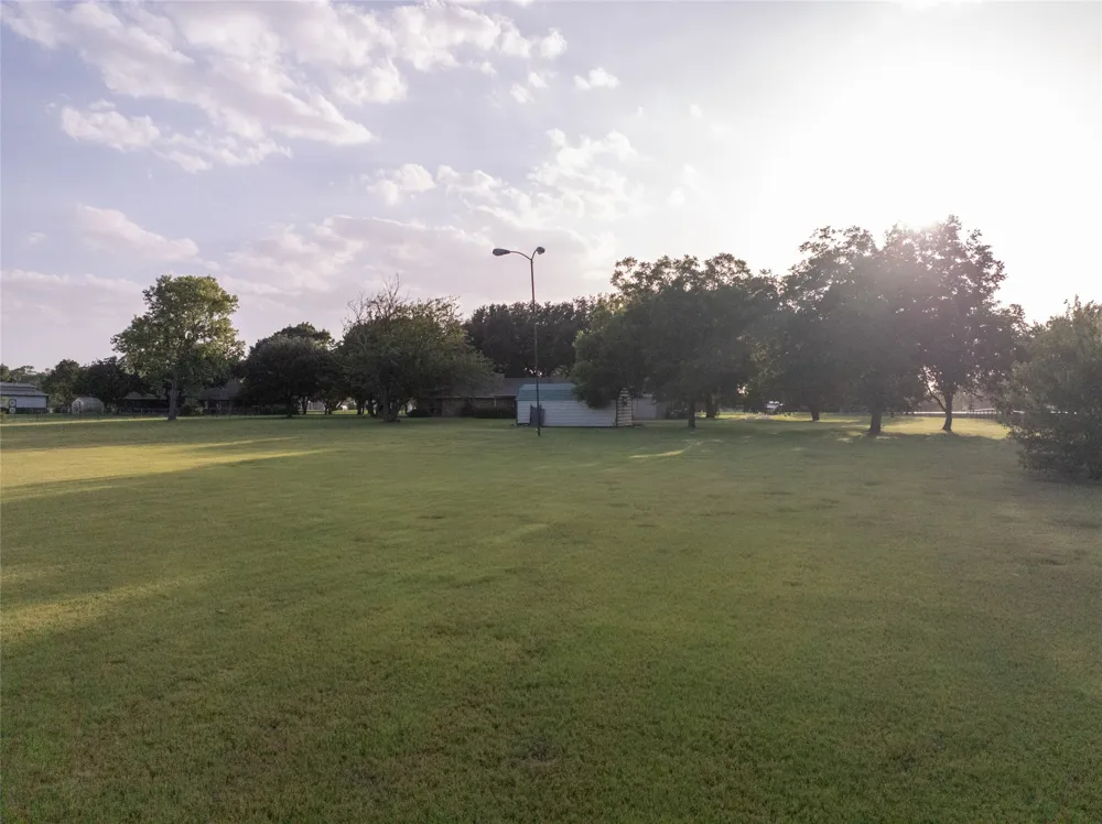 1850 Rock Ridge Road Lucas, TX 75002