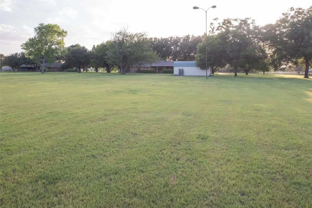 1850 Rock Ridge Road Lucas, TX 75002