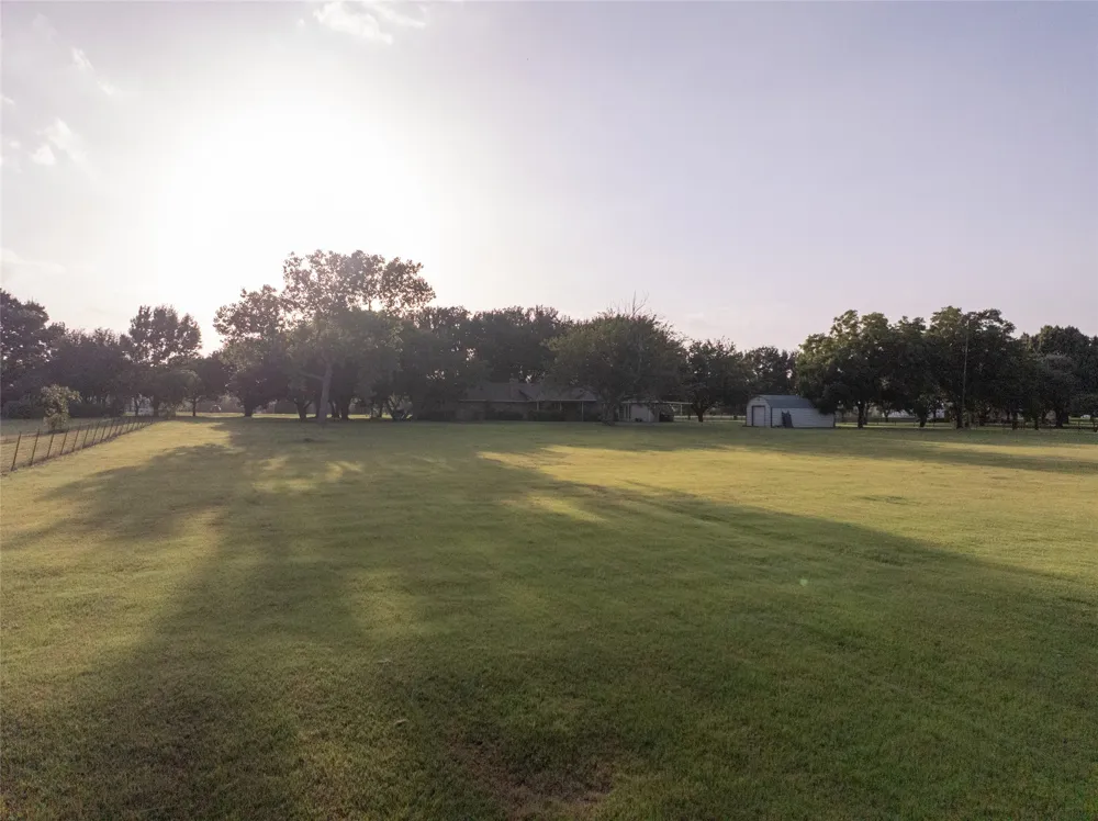 1850 Rock Ridge Road Lucas, TX 75002