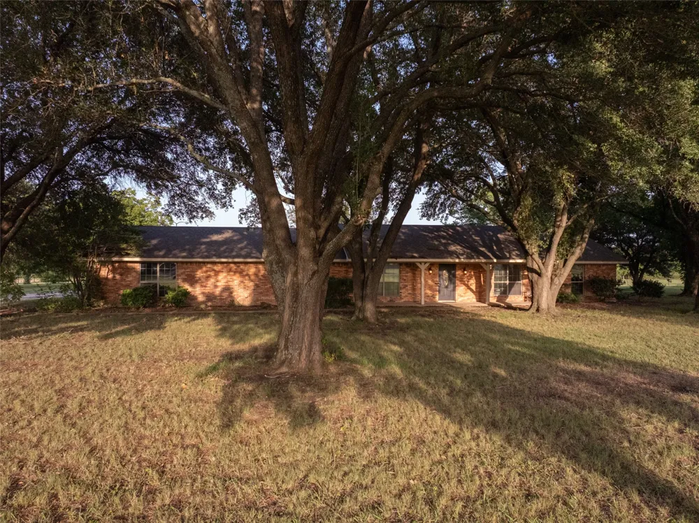 1850 Rock Ridge Road Lucas, TX 75002