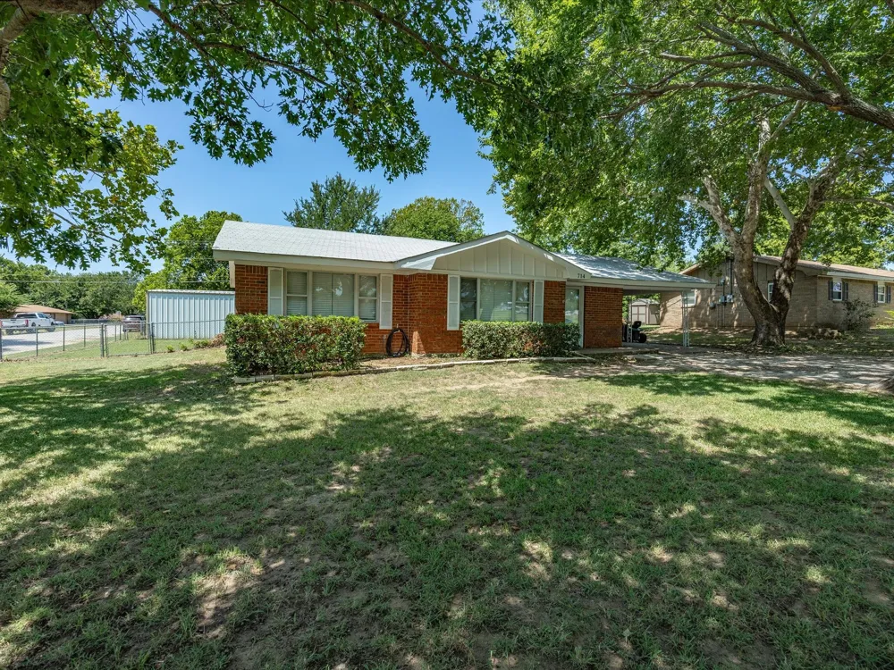 714 Decatur Street Bowie, TX 76230