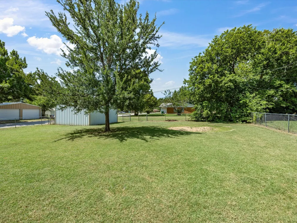 714 Decatur Street Bowie, TX 76230