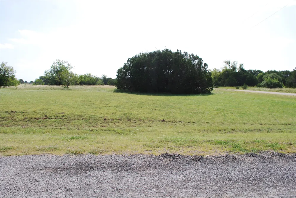 30001 Woodcrest Drive Whitney, TX 76692