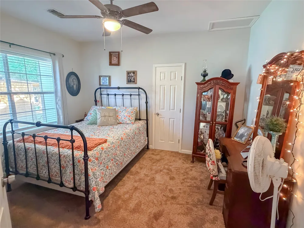 2124 Culbertson Street Paris, TX 75460