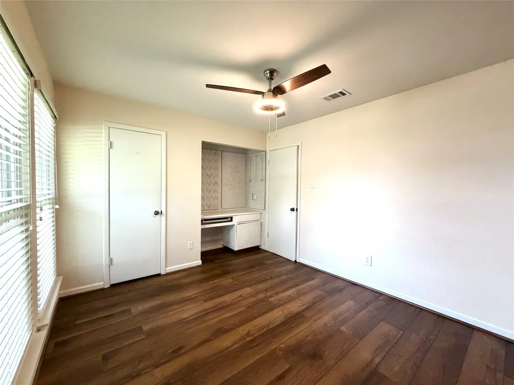 5700 Stage Line Drive Arlington, TX 76017