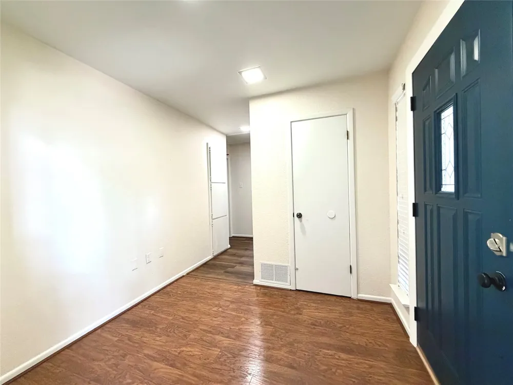 5700 Stage Line Drive Arlington, TX 76017