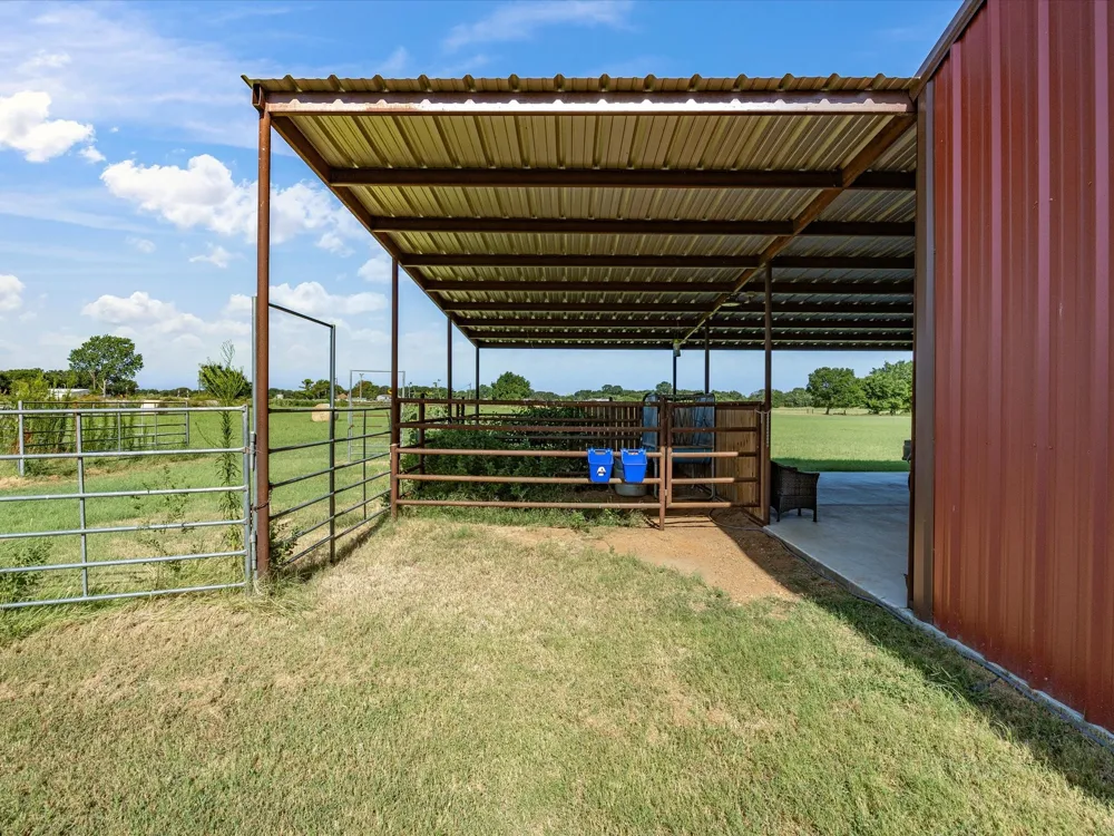 716 County Road 3241 Paradise, TX 76073