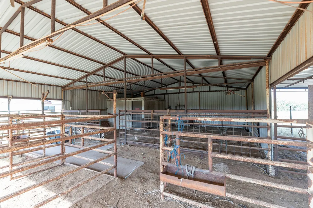 7449 FM 707 Anson, TX 79501