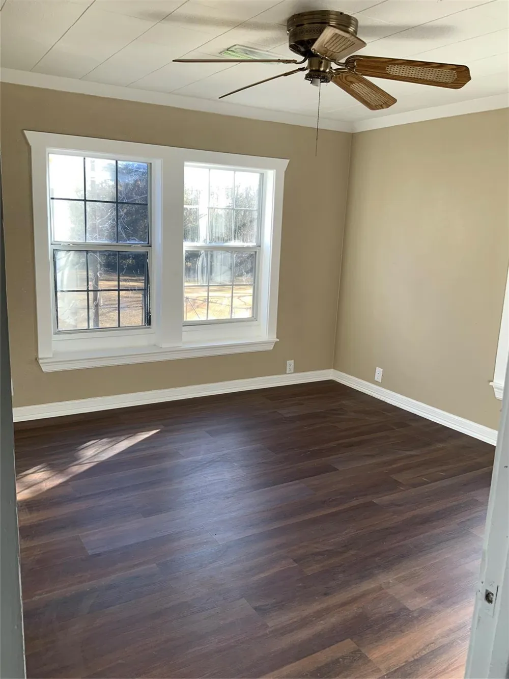 301 Travis Street Baytown, TX 77520