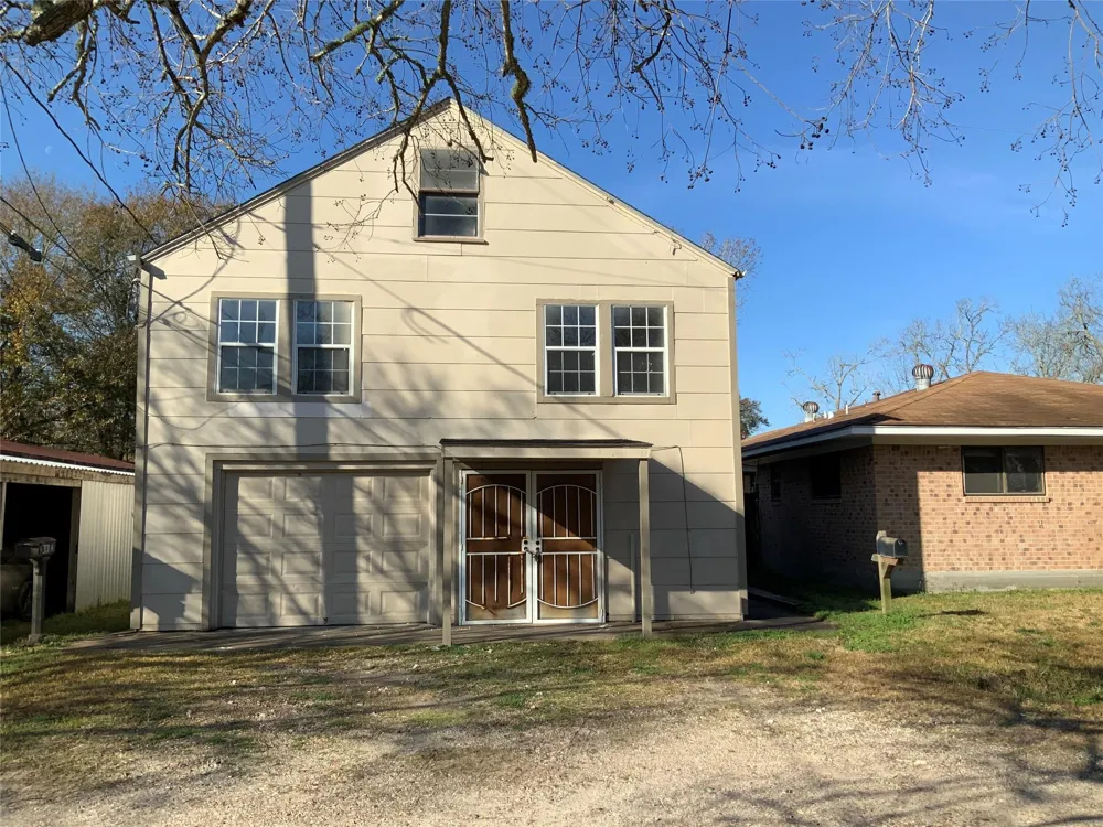 301 Travis Street Baytown, TX 77520