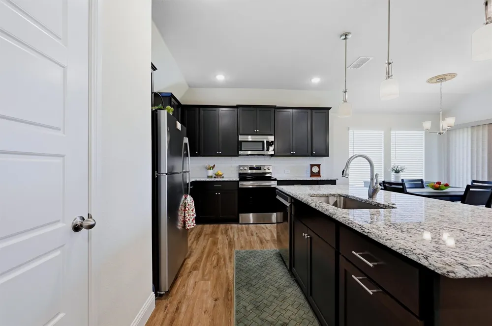 111 Mustang Drive Lindsay, TX 76240