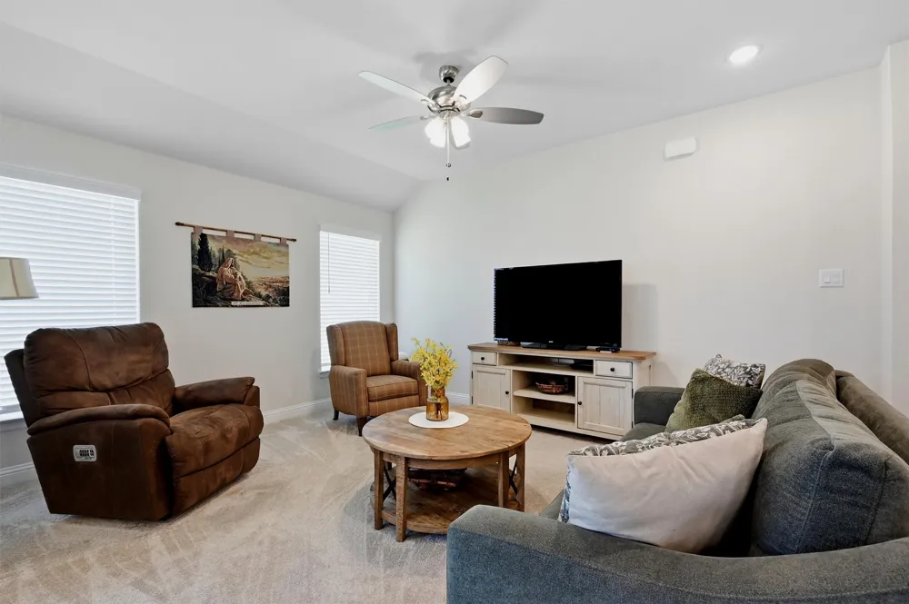 111 Mustang Drive Lindsay, TX 76240