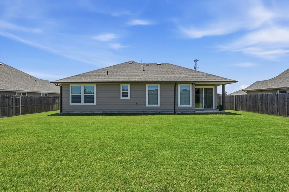 111 Mustang Drive Lindsay, TX 76240