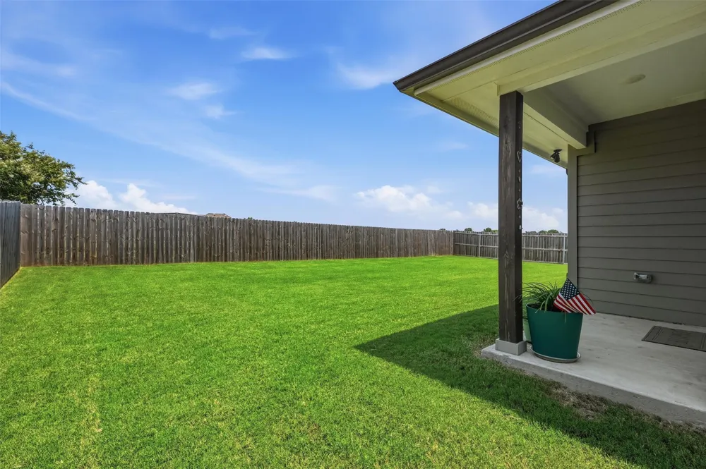 111 Mustang Drive Lindsay, TX 76240
